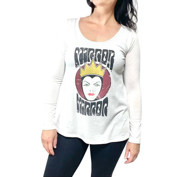 LuLaRoe Disney Mirror Mirror Evil Queen Long Sleeved T-shirt Size Small - Picture 1 of 4